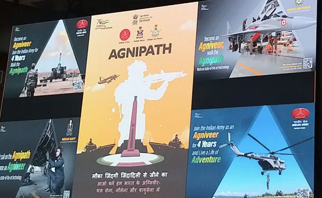 Announcing the Agnipath scheme, Defence Minister Rajnath Singh