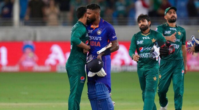 moments between India Pakistan cricket