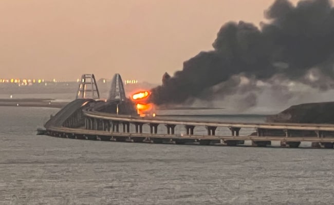 Explosion On Crimea Linking Bridge