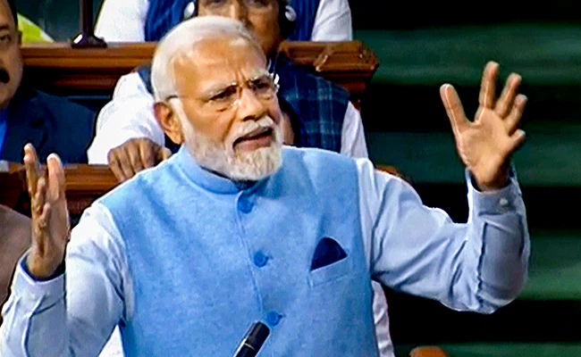 PM Modi's Tribute To Nehru In Farewell To Old Parliament Building